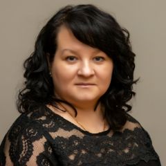 Скутельник Лариса